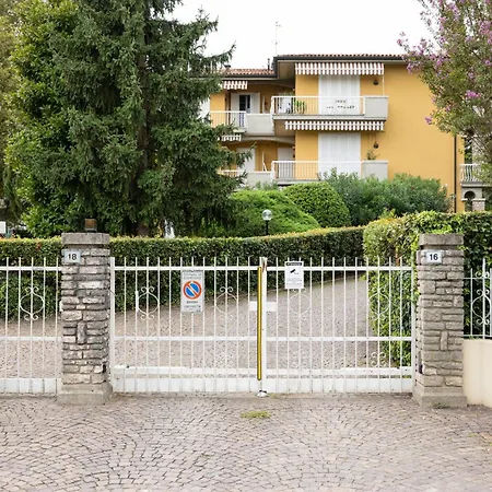 Attico Elias Sirmione